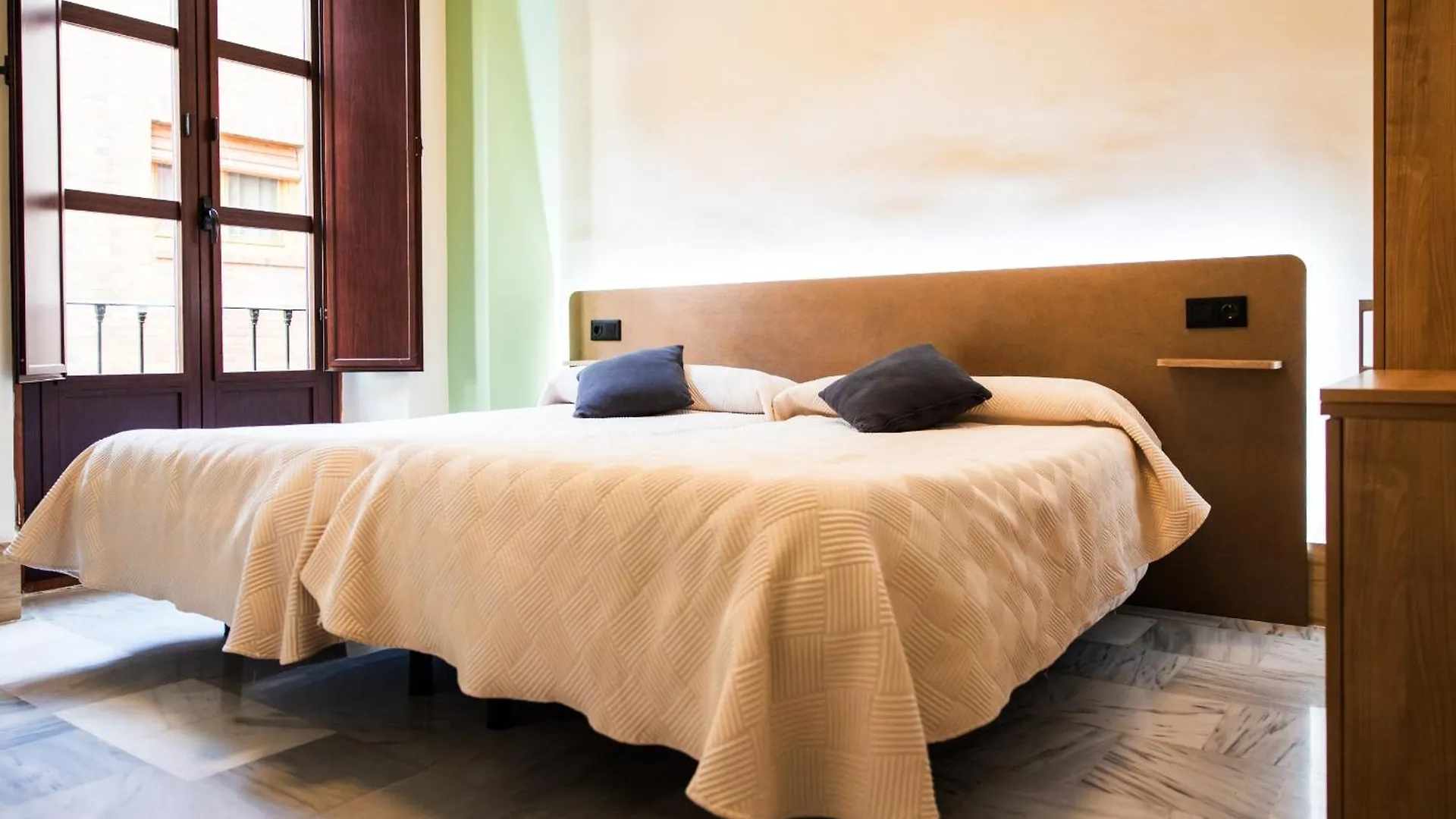 Apartamentos Reyes Catolicos Granada Apartment
