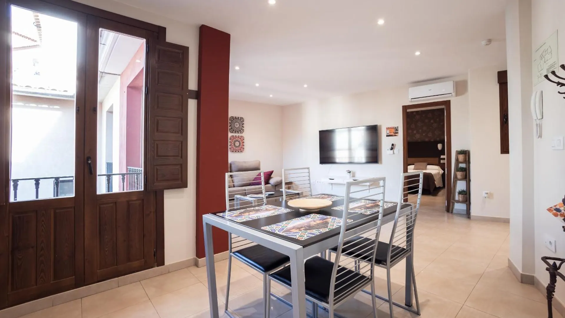 Apartamentos Reyes Catolicos Granada Apartment