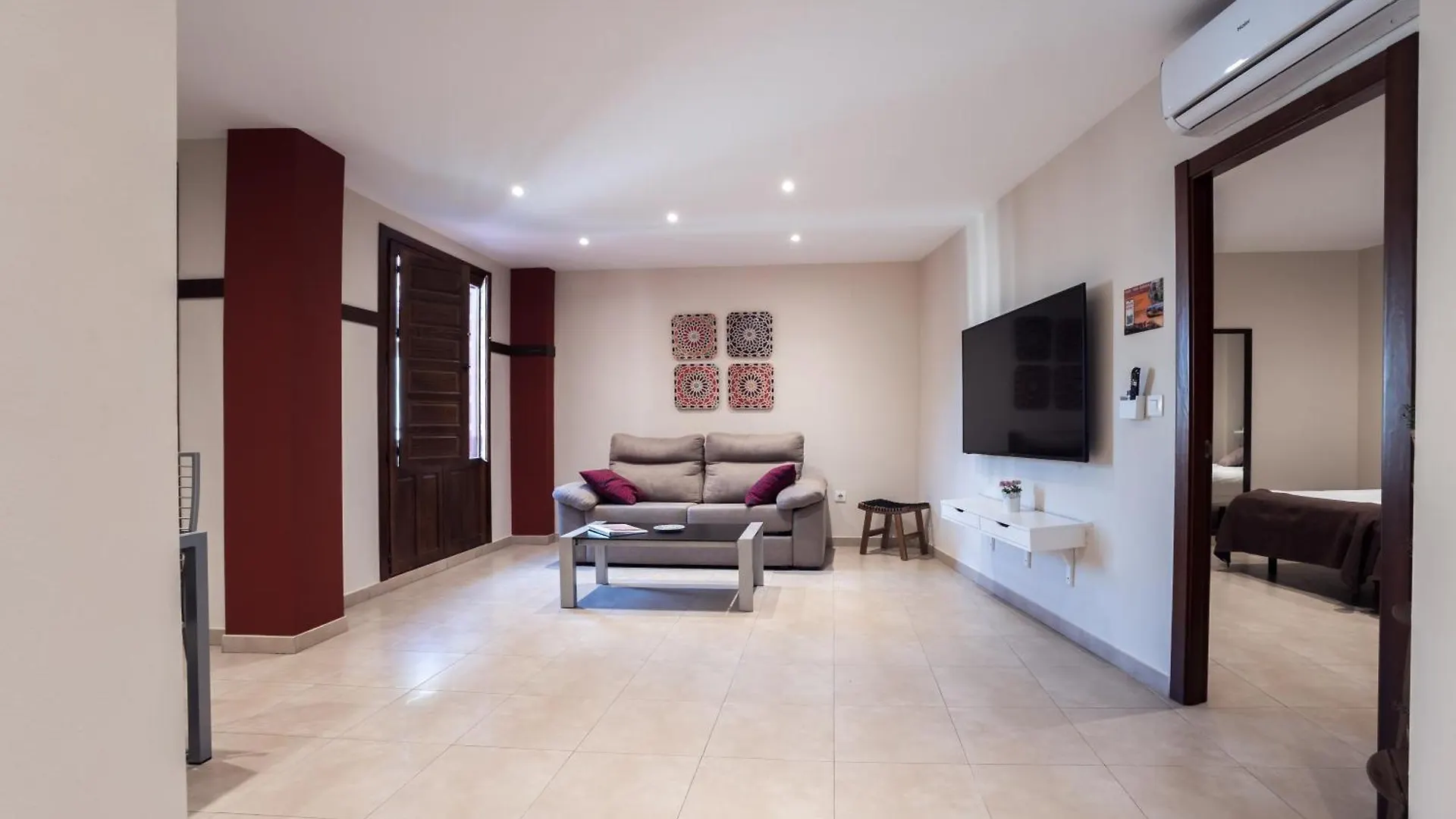 Apartamentos Reyes Catolicos Granada Apartment